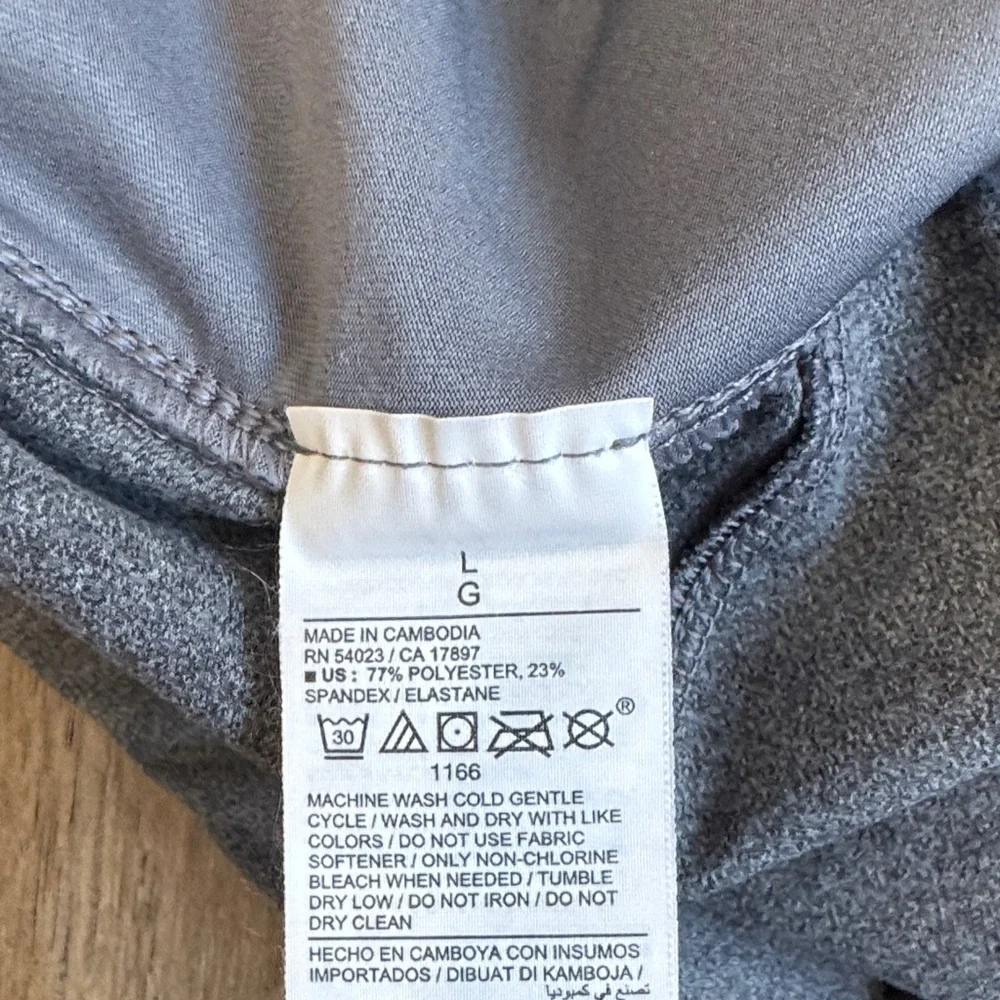 Old Navy Powersoft High Rise Go Dry Shorts Womens Size Large - Picture 3 of 5